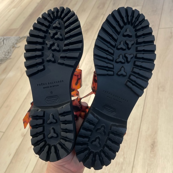 brand new*FREDA SALVADOR SANDALS - Picture 4 of 4